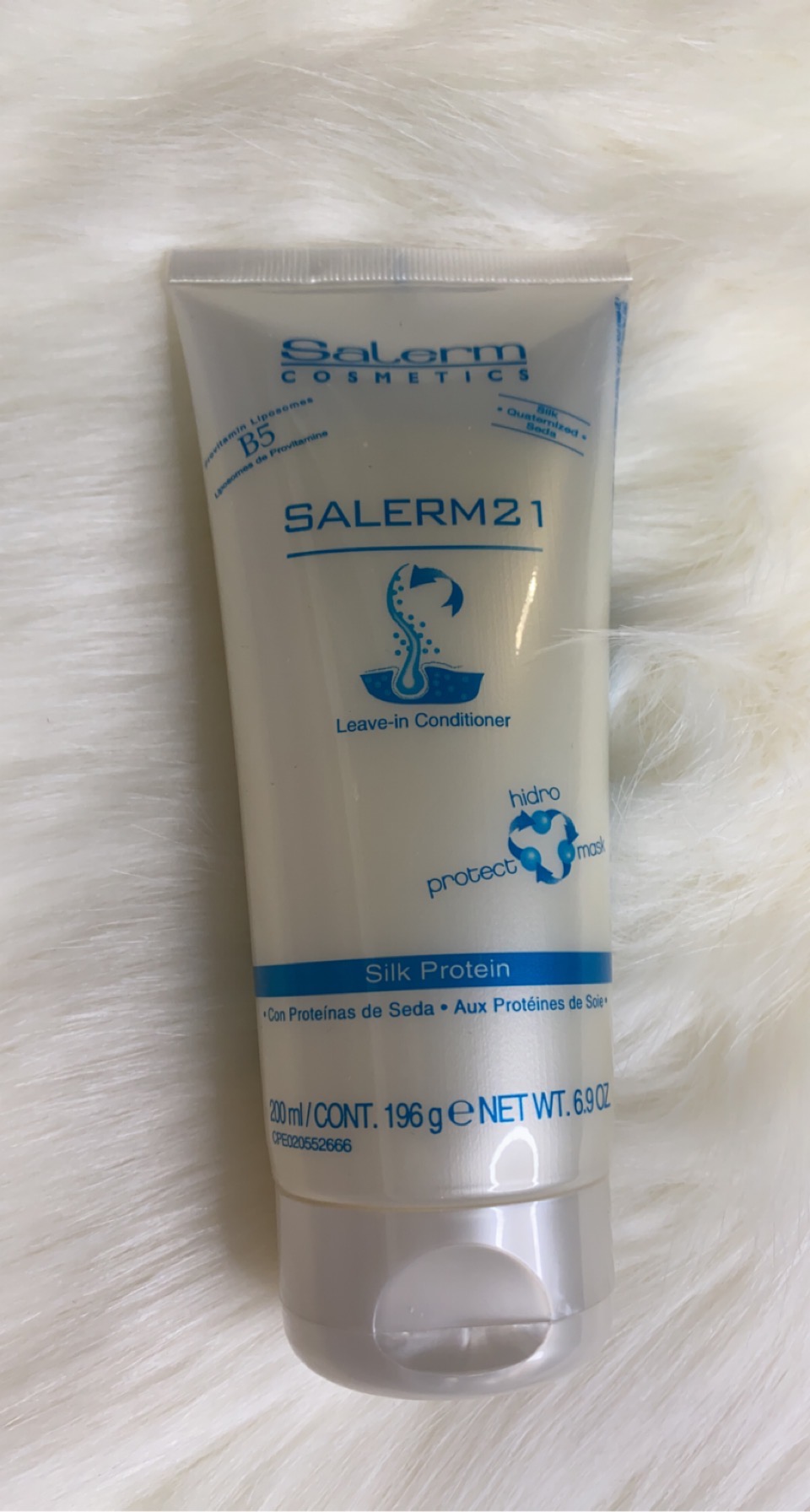 Salerm Cosmetics Salerm21 Leave-in Conditioner